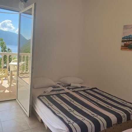 L & D Panorama Apartmani Risan Kültér fotó
