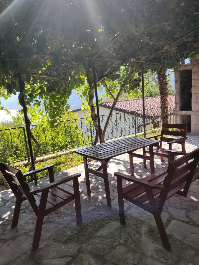 L & D Panorama Apartmani Risan Kültér fotó