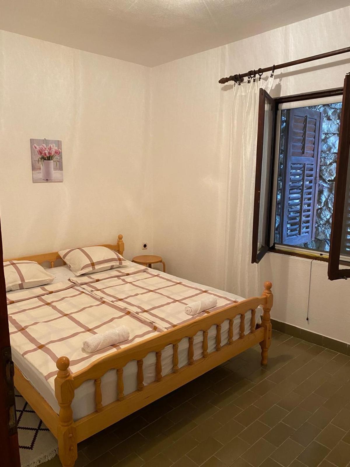 L & D Panorama Apartmani Risan Kültér fotó